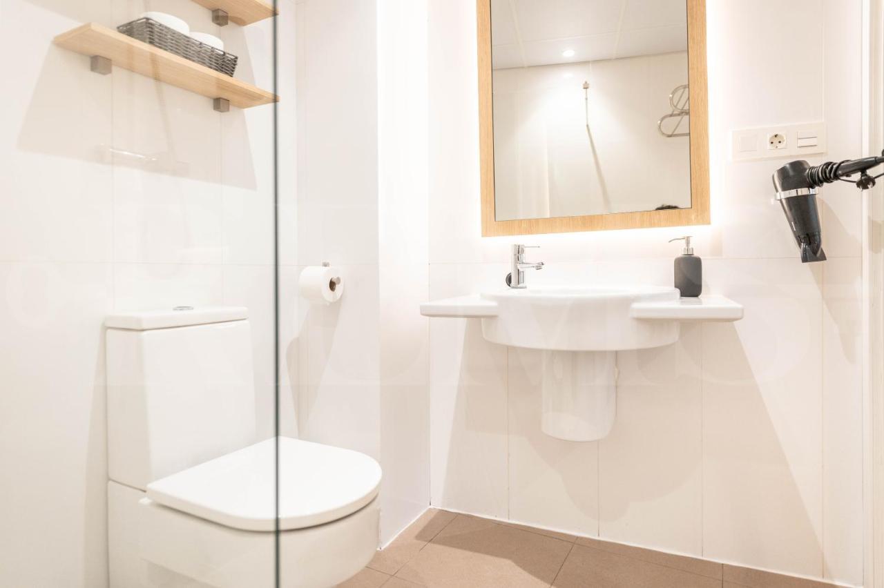 Apartment Elegant In The Heart Of By Rems Málaga